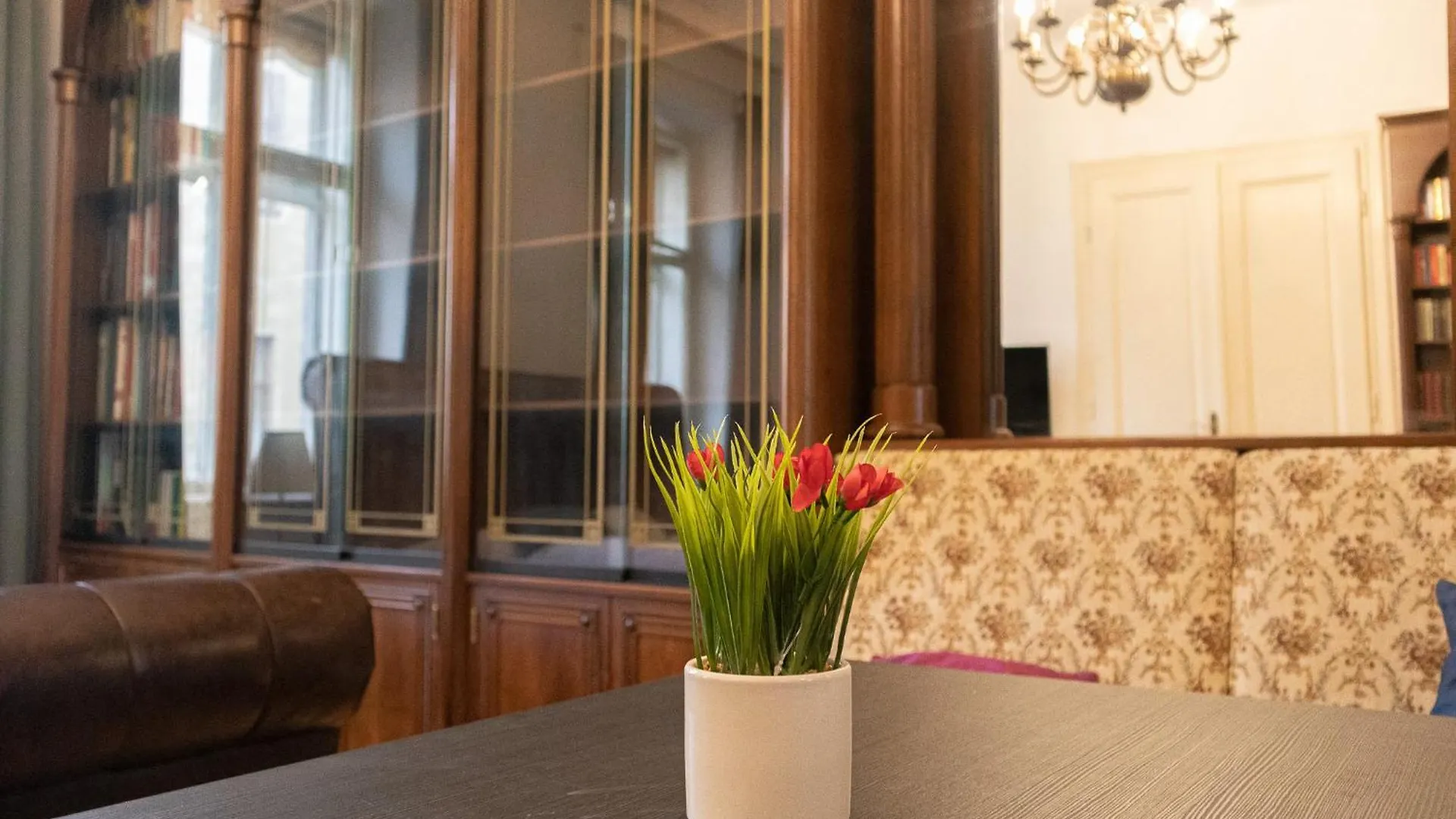 Apartment Large 4Br Apt Near Karlsplatz Ideal For Big Groups Vienna